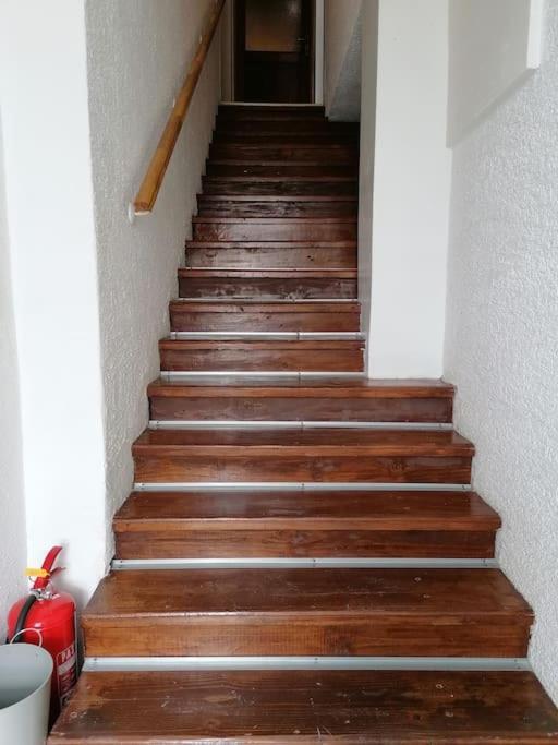 Cozy 1-Bdrm Apt In Dubec, Ideal For Work Or Study Сесвете Екстер'єр фото